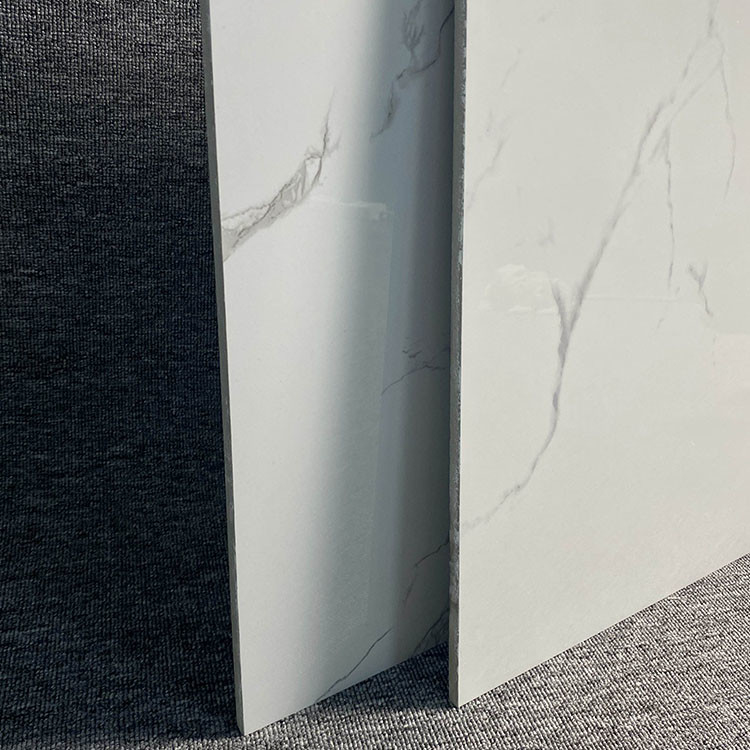 De marbre blanc vitré couvre de tuiles la porcelaine parquetante en céramique couvre de tuiles 600X600 pour le plancher et le mur