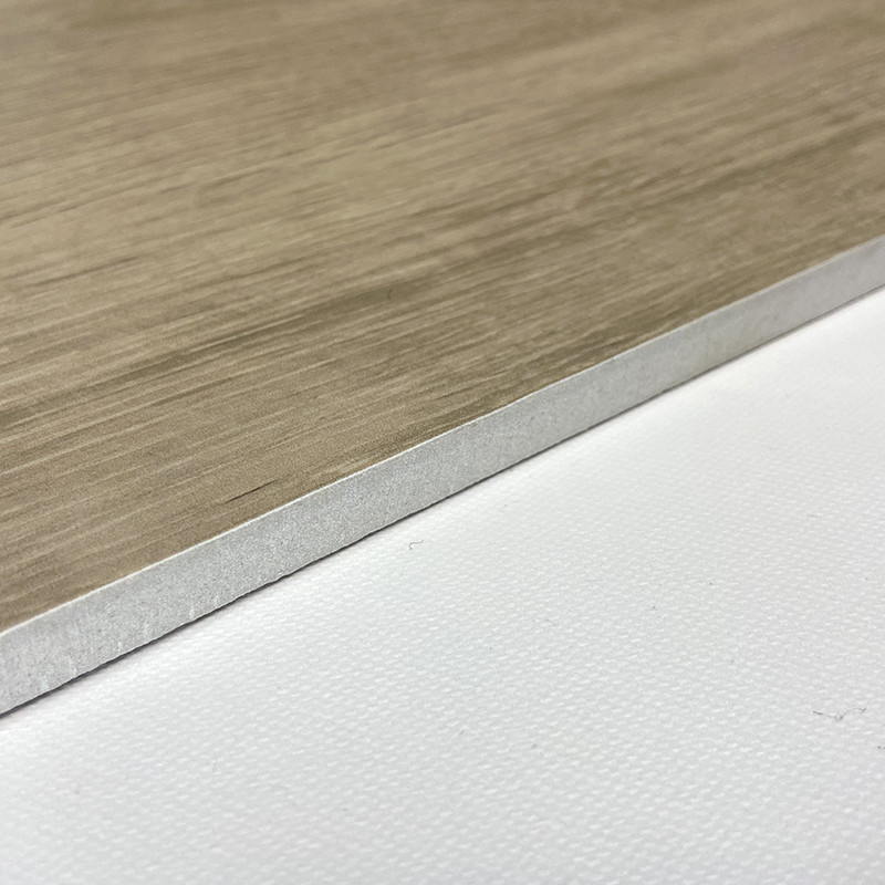 mode de Brown de salle de bains de décoration de carrelages de porcelaine d'effet en bois de 200*1000mm
