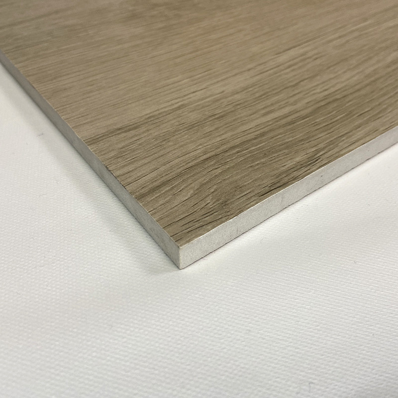 mode de Brown de salle de bains de décoration de carrelages de porcelaine d'effet en bois de 200*1000mm