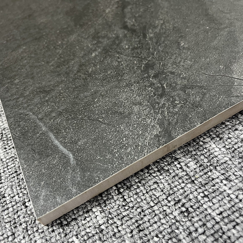 Glissez non Matt 60 x 120 a glacé les carreaux de céramique Grey For Living Room Floor foncé rustique