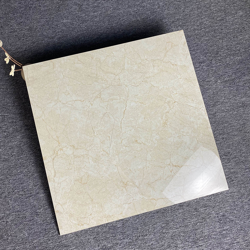 Plancher de marbre de regard de marbre de carreaux de sol vitrés par porcelaine intérieure brillante jaune-clair