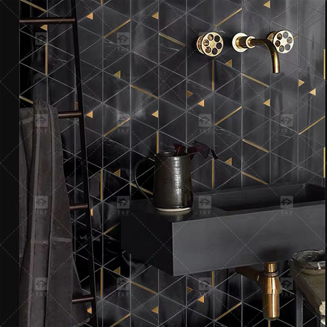 Triangle de marbre de pierre de luxe mosaïque avec acier inoxydable mosaïque métallique salle de bain Backsplash