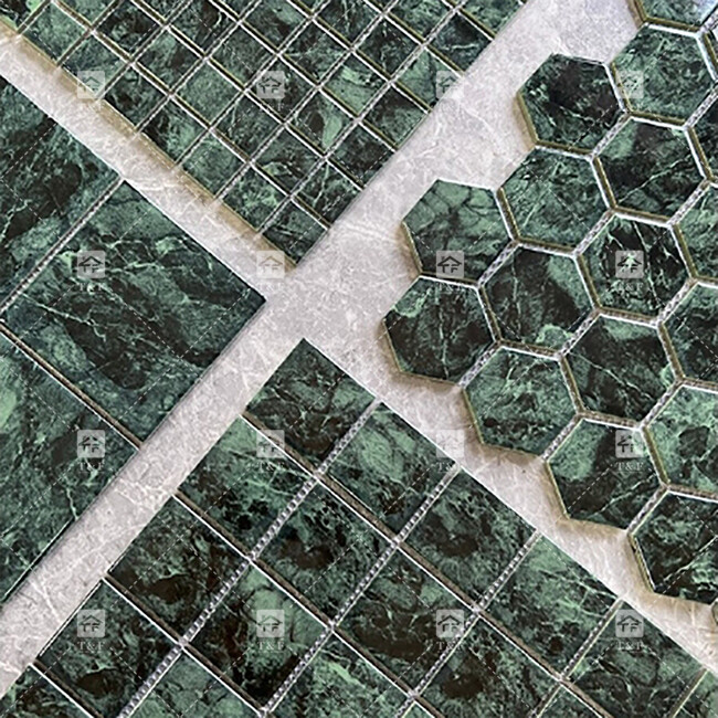 Carreaux de mosaïque en pierre de marbre de couleur verte pour le sol et le mur de la salle de bain