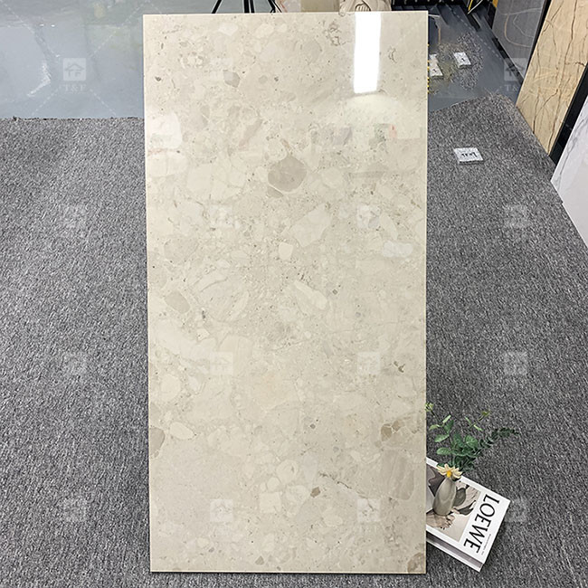 Carreaux de luxe 600x1200mm corps entier brillant poli vitré pour le sol Carreaux de porcelaine de marbre
