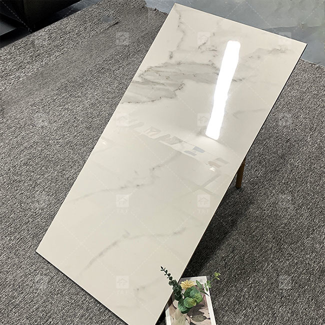 600x1200mm Carrara blanc brillant haute vitrée polissée carreaux pour le sol Carreaux de porcelaine de marbre