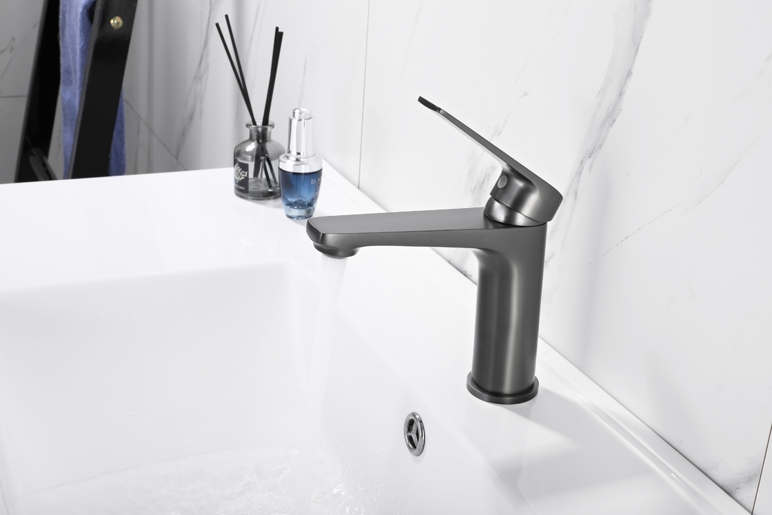 1 lavabo de plan de travail de trou tape le bureau chaud de l'eau 13L/Mins froide monté